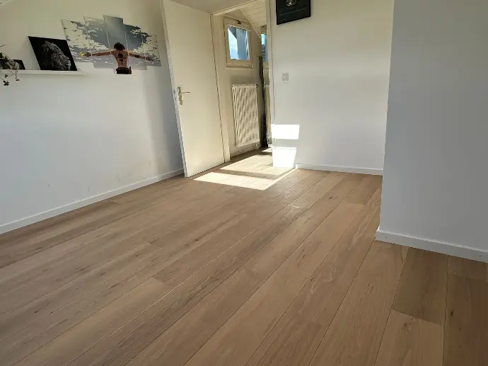 APRÈS